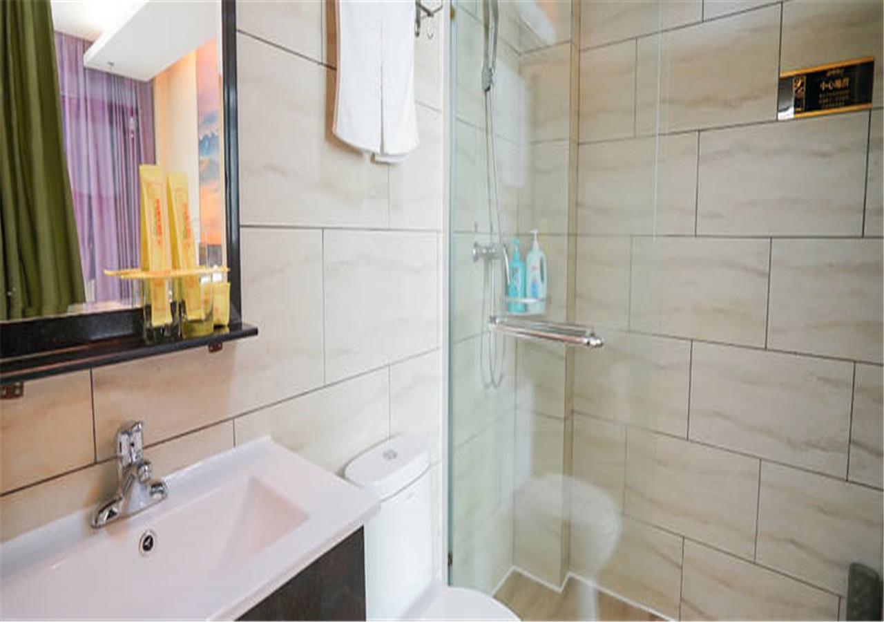 Xiamen Qingnian Yangguang Hotel - Wenzaodian Dış mekan fotoğraf